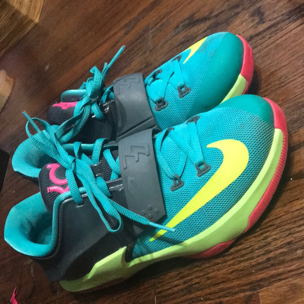 Nike KD VI